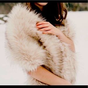 Faux Fur Bridal Wrap